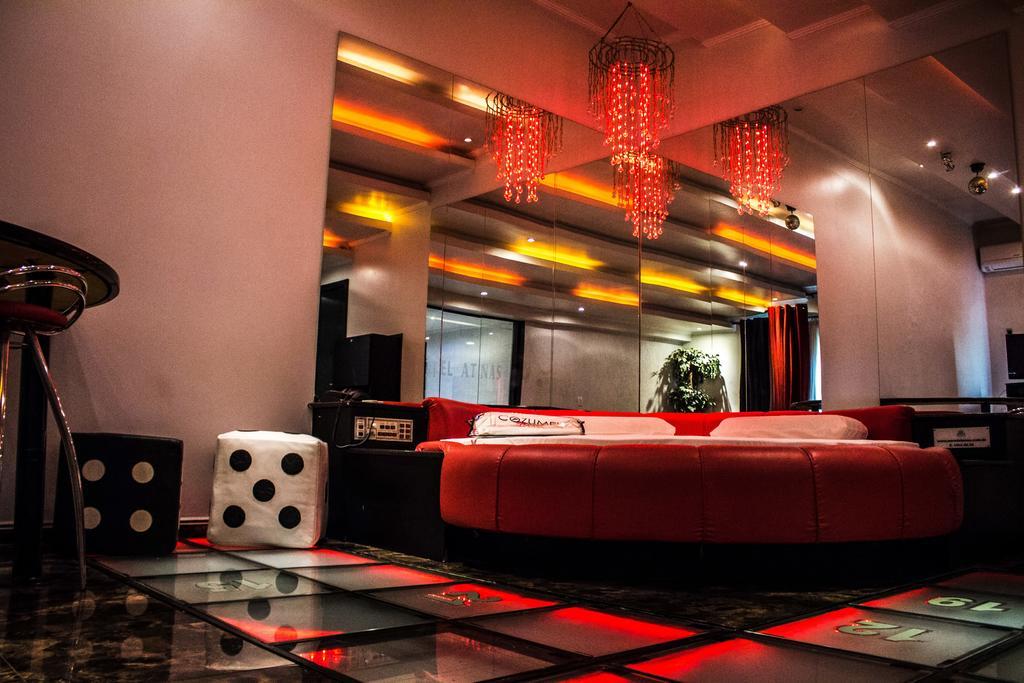 Motel Cozumel (Adults Only) Porto Alegre Bagian luar foto