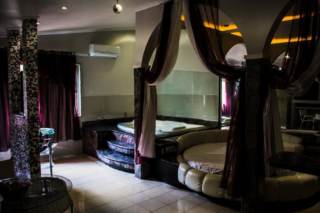 Motel Cozumel (Adults Only) Porto Alegre Bagian luar foto